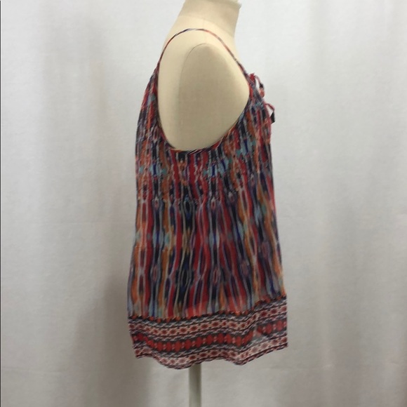 Woman’s top - Picture 2 of 5